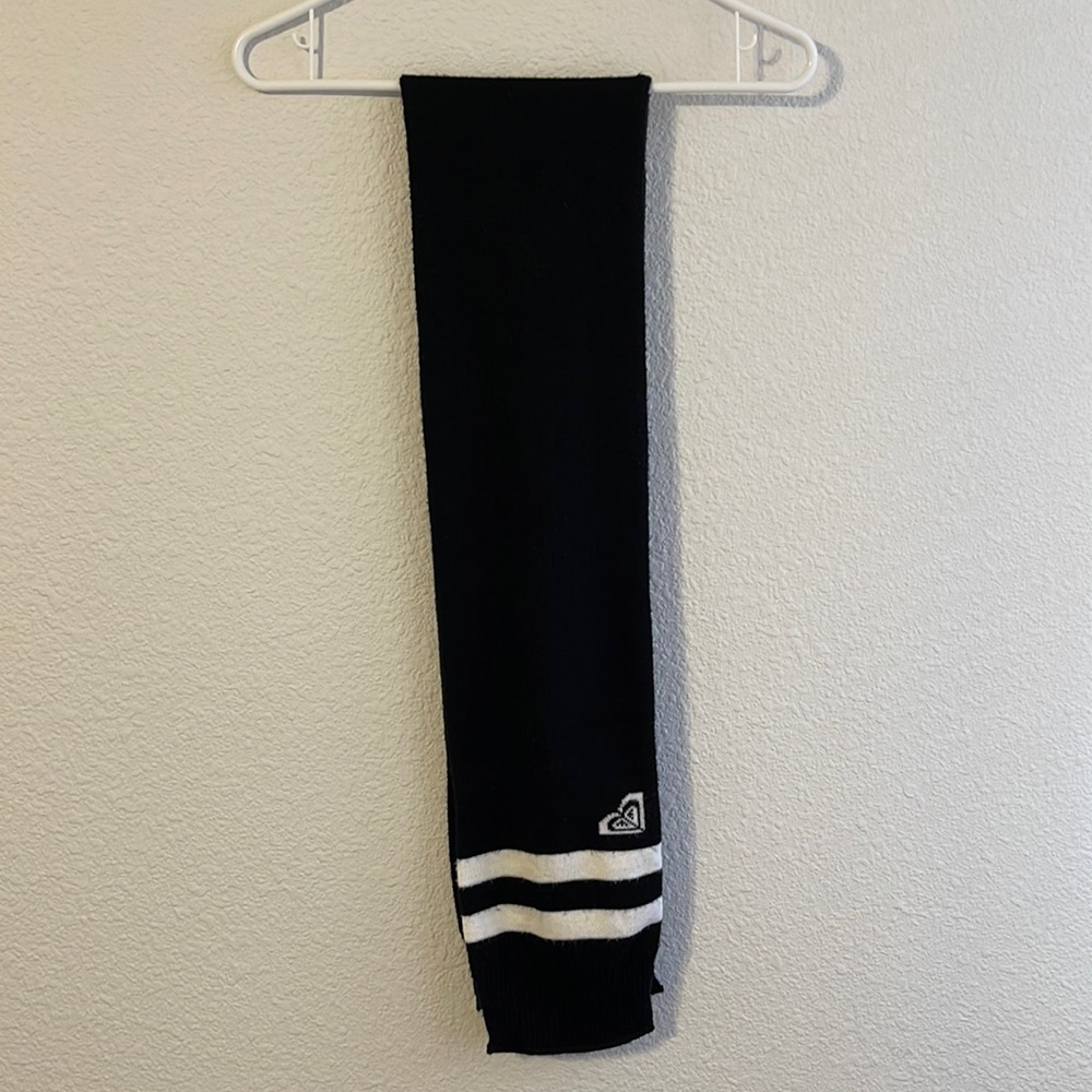 Roxy Scarf